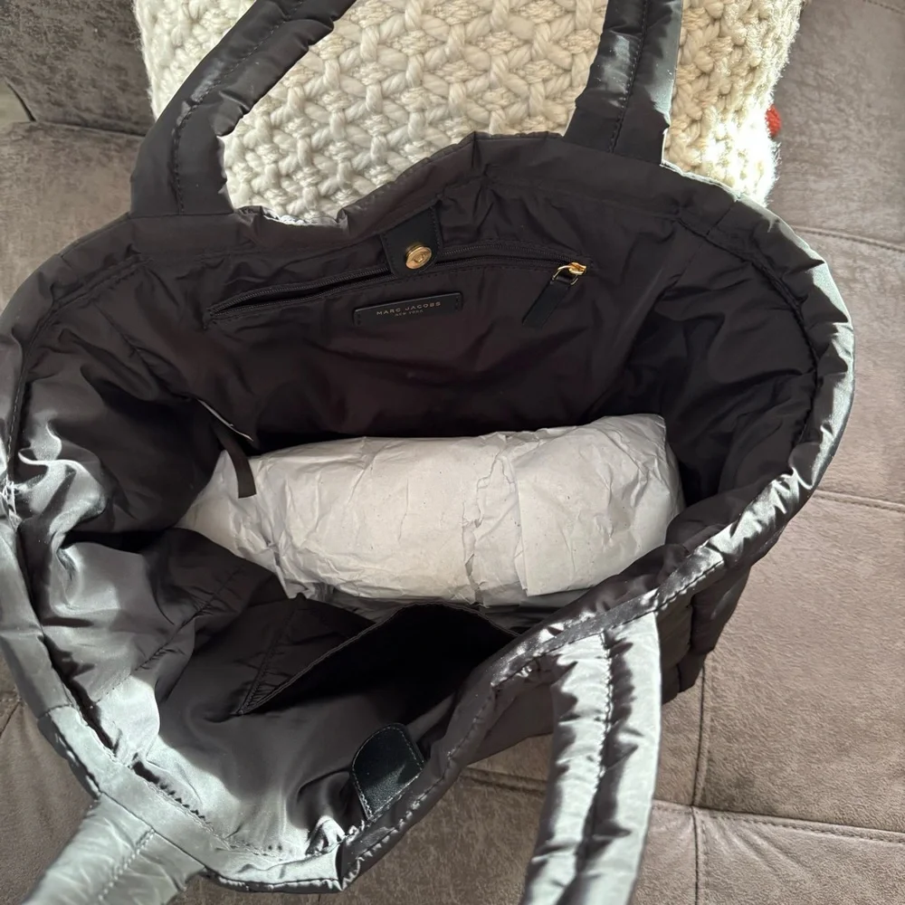 Marc Jacobs Black Quilted Tote Bag NWOT - Picture 12 of 12